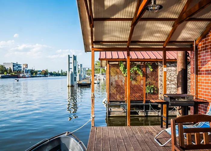 Houseboat Benjamin - Houseboats Benjamin & Franklin * Praha