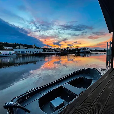 Houseboat Benjamin - Houseboats Benjamin & Franklin * 프라하